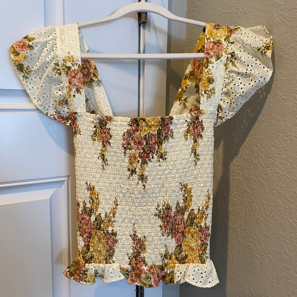 Sezane tank